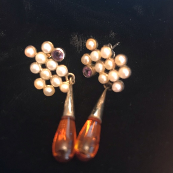 Saks Fifth Avenue Jewelry - ((SOLD))